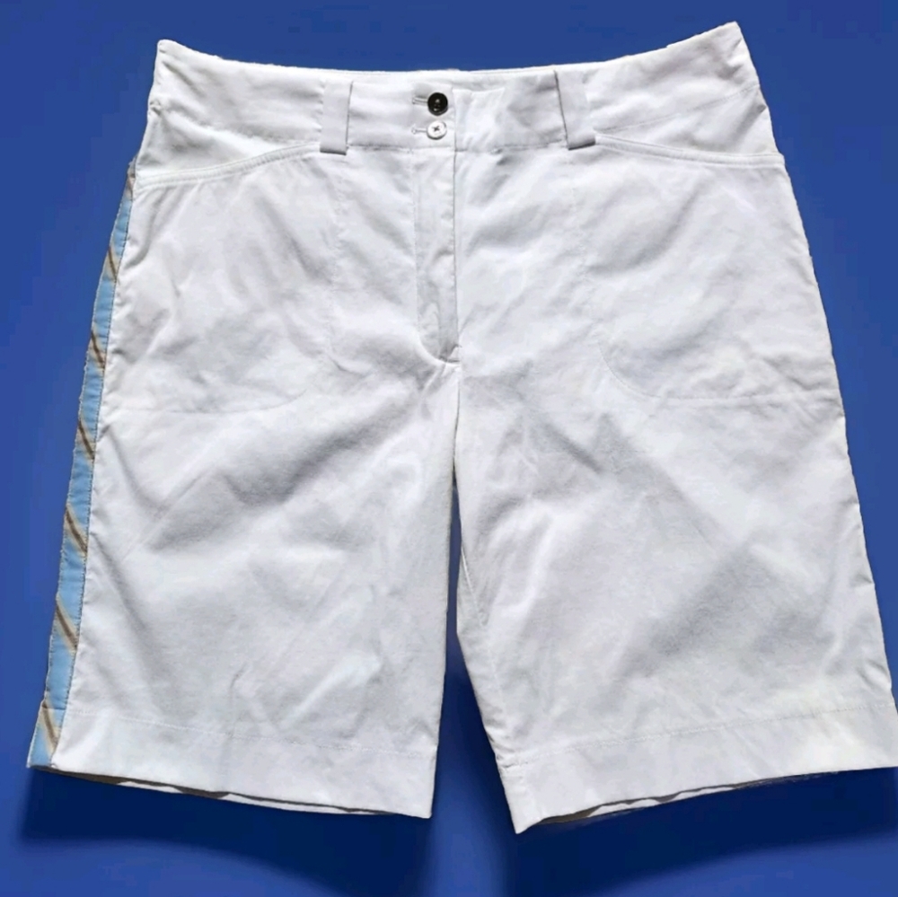 Nike dri-fit golf shorts Size 14 Color white with blue stripe on seam